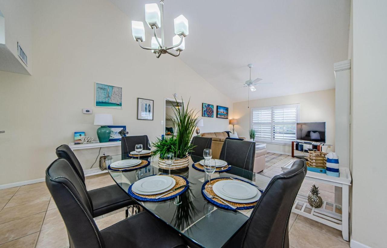Fins Up In Clearwater Beach Exterior foto
