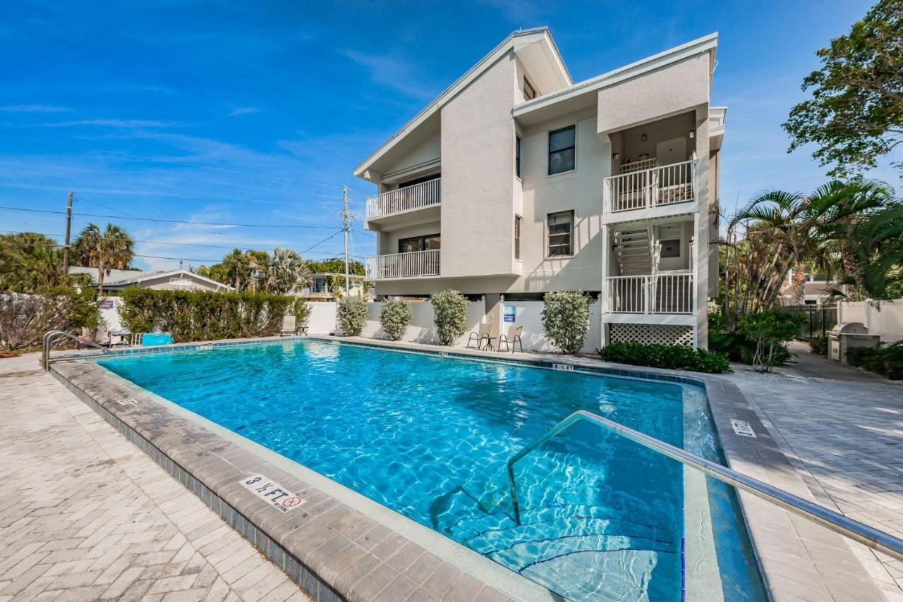 Fins Up In Clearwater Beach Exterior foto