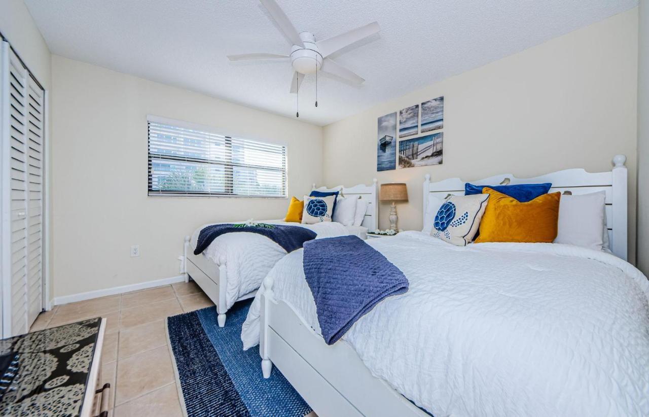 Fins Up In Clearwater Beach Exterior foto