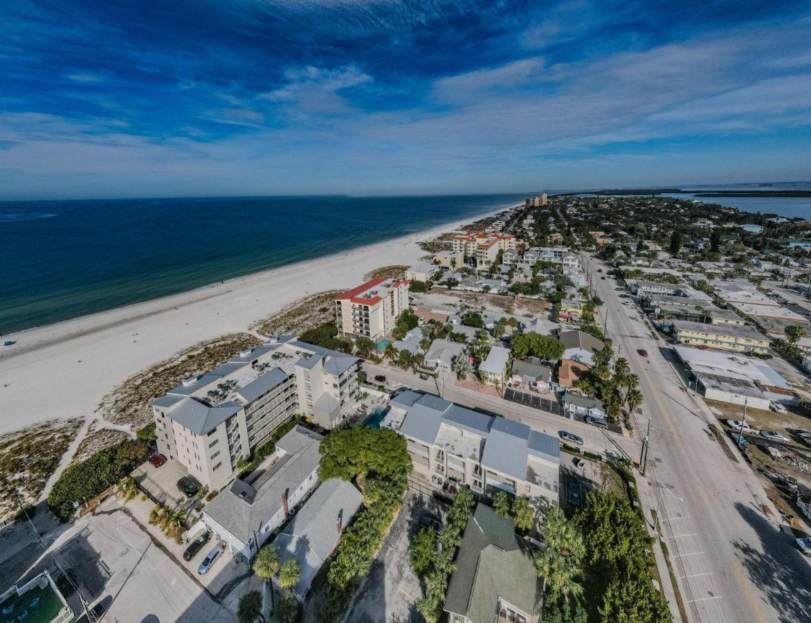 Fins Up In Clearwater Beach Exterior foto