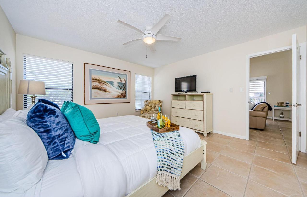 Fins Up In Clearwater Beach Exterior foto