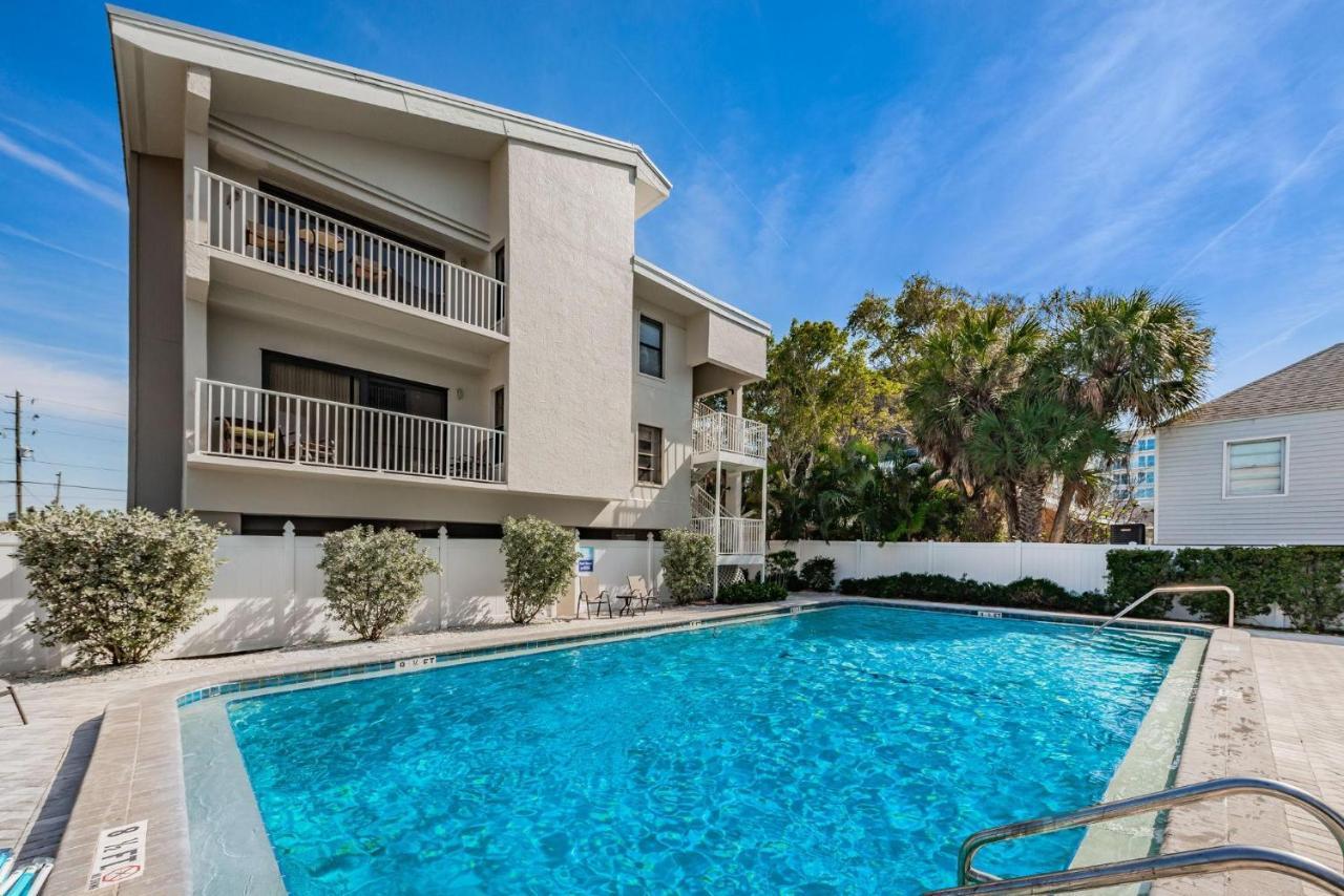 Fins Up In Clearwater Beach Exterior foto